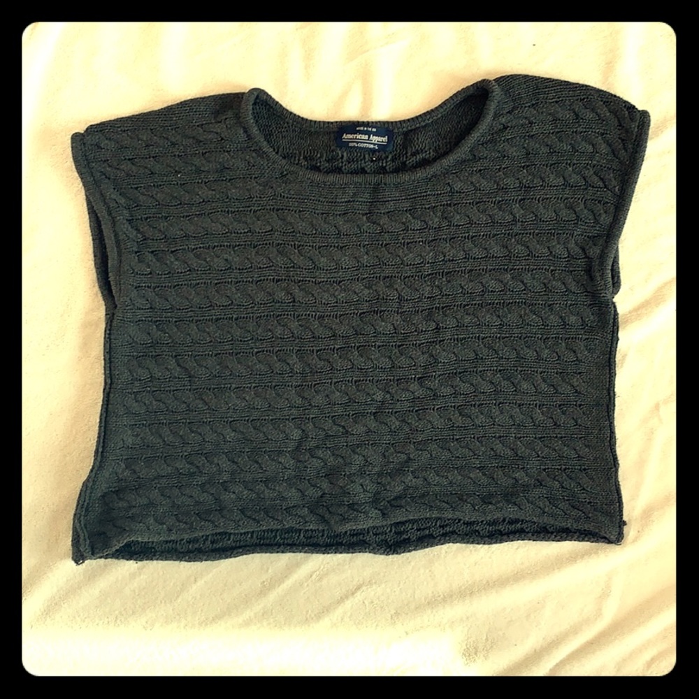 Cable Knit Cropped Sweater